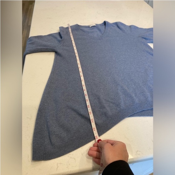 Vintage Brunello Cucinelli Blue Shark Bite
Soft Luxury Cashmere Sweater Large - Picture 9 of 9